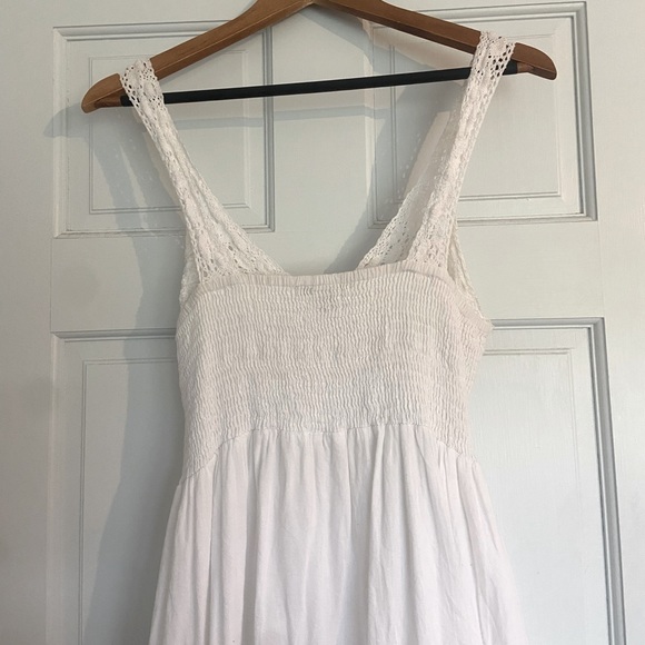 𝑽𝒂𝒔𝒏𝒂 𝑭𝒍𝒐𝒘𝒚 𝑾𝒉𝒊𝒕𝒆 𝑺𝒖𝒎𝒎𝒆𝒓 𝑫𝒓𝒆𝒔𝒔 - Picture 6 of 10